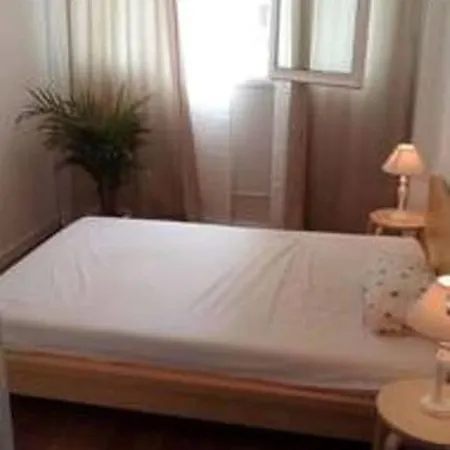 Rum i privatbostad Sagarda Familia Private Sunny *